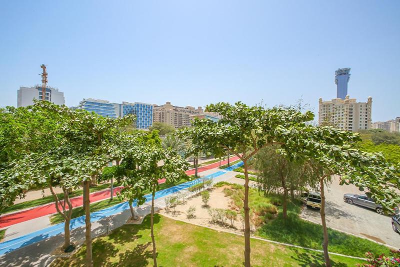 Bright Cosy One Bed - Palm Jumeirah Shoreline Apartment Dubai