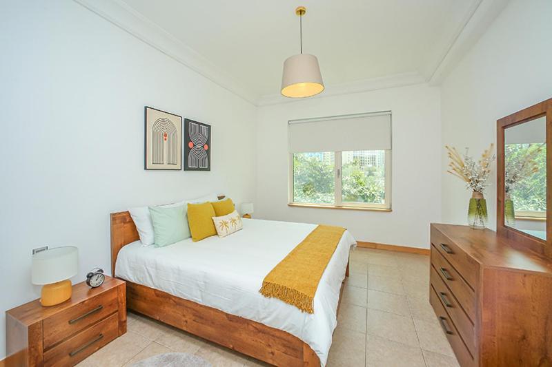Apartment Bright Cosy One Bed - Palm Jumeirah Shoreline *